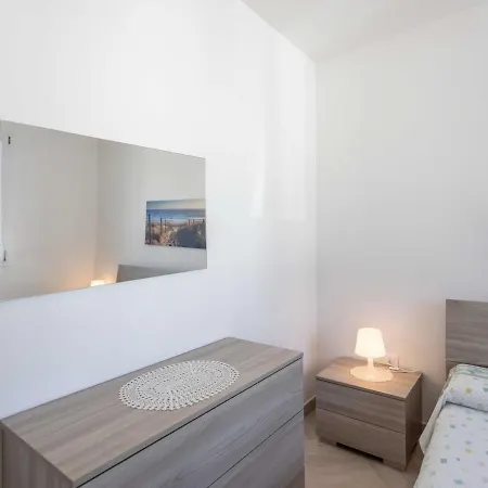 Gioia 1 By Interhome Feriehus